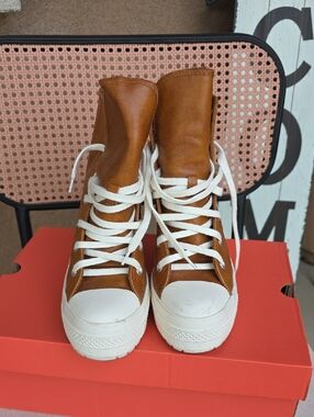 Converse Tan Leather High-Top Chunky Heels Boots Sneakers sz 7